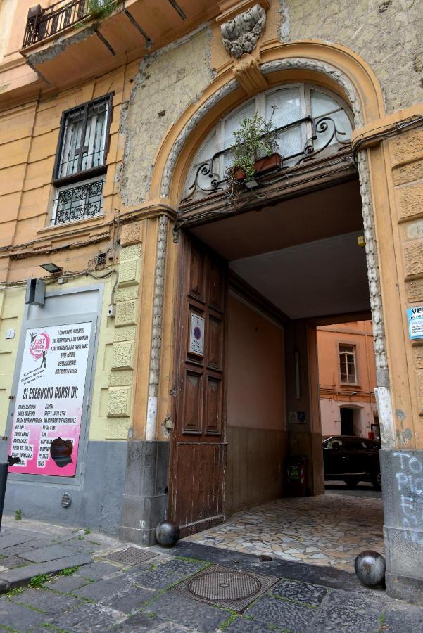 Vivi A Napoli Bed & Breakfast エクステリア 写真